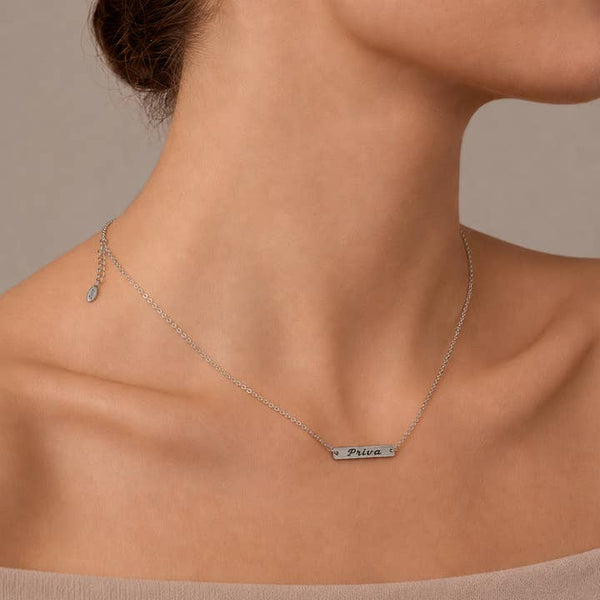 Priva Necklace - PRIVA Fashion model photo