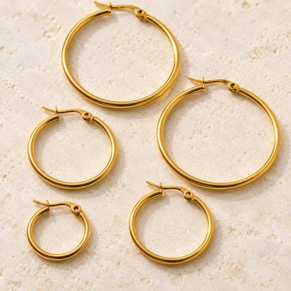 Gold Hoop Earring Set - PRIVA Fashion detail photo