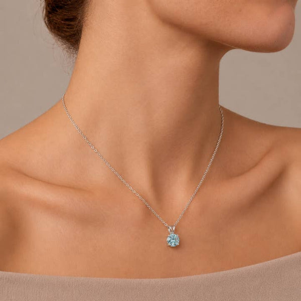 Ice Crystal Necklace - PRIVA Fashion model photo