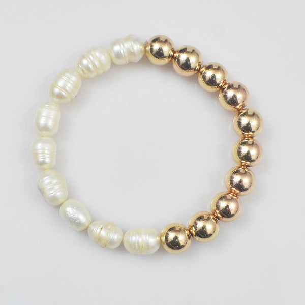 Golden Essence Pearl Bracelet - PRIVA Fashion product photo
