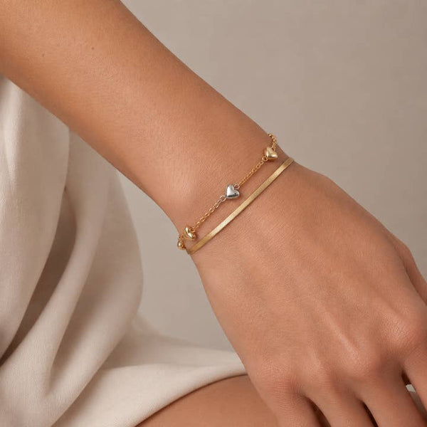 Harmony Hearts Bracelet - PRIVA Fashion model photo