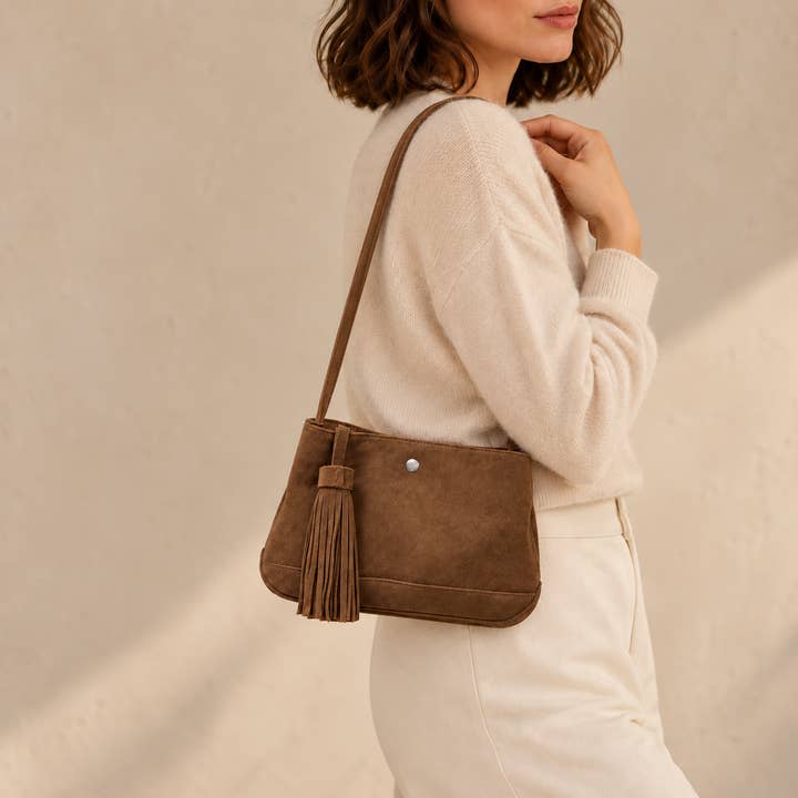 Cognac Leather Tassel Shoulder Bag - PRIVA Fashion model photo