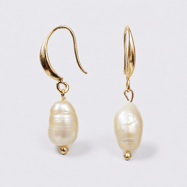 Antoinette Pearl Drops