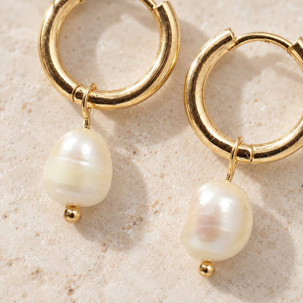 Aphrodite Pearl Drops - PRIVA Fashion detail photo